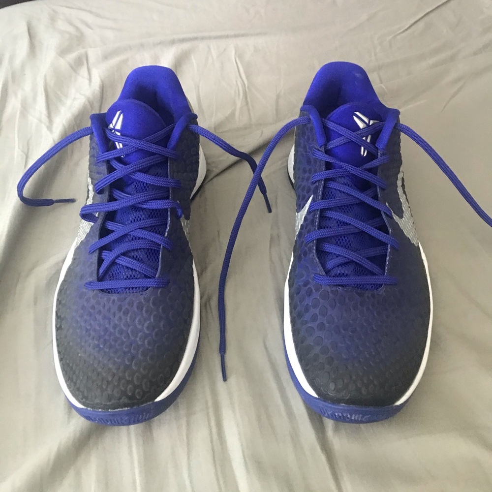 Nike Kobe Bryant size 10